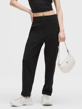 Lululemon Daydrift High-Rise Tapered Trouser in Black